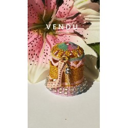 Thimble- dé à coudre...