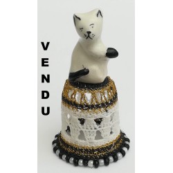 Chat blanc  porcelaine...